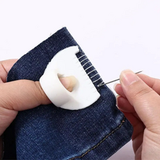 일정한 간격 손보호 골무 쉬운 바느질 가이드 미싱 실 꿰기 공예 도구 1pc, A .화이트