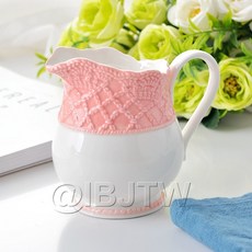 陶瓷蕾絲粉邊牛奶壺 奶罐 楓糖杯, 1個