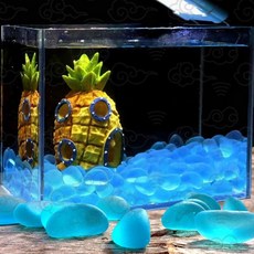 어항장식용품 파인애플집 야광자갈 수족관꾸미기 열대어사육 아쿠아리움인테리어 물고기집꾸미기, 1개