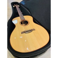 Magic SA-400 單板民謠吉他, 1個