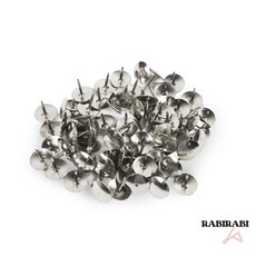 은색 압정 고정