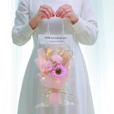 香皂花束禮盒 玫瑰向日葵康乃馨 附贈燈串提袋卡片 畢業生日教師節禮物, 向日葵康乃馨 送燈送袋子隨機卡片