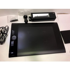 Wacom 전문 펜 태블릿 L 사이즈 종이와 펜에 육박하는 쓰고 맛 Intuos4 PTK-840K0