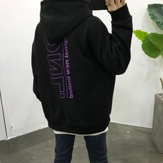 Street J 街頭連帽T