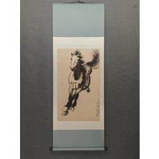 徐悲鴻 奔馬圖 國畫裝飾畫掛畫 尺寸約72x190釐米, 參考詳情頁