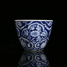 景德鎮 青花如意纏枝花卉主人杯, 商品主圖, 1個