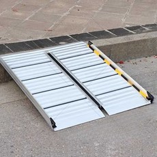 휠체어 경사로 안전 진입 이동 이동식 보조 발판 문턱, 120cm x 75cm 접이식