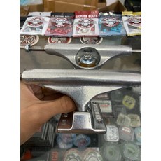 independent 因地 indy 滑板進口橋 鈦合金鍛造底座 尺寸139 pu基本無磨損, 如圖所示, 1個