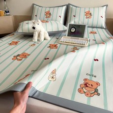 卡通圖案冰絲涼蓆，家用折疊空調席，學生宿舍兩件套, 甜蜜小熊,0.9*2.0m涼蓆+枕套1只