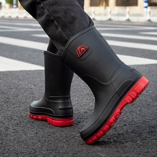 男女通用中筒雨靴 橡膠防滑雨鞋