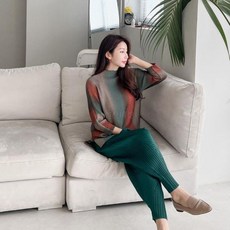 옷자락 여성 중년 화사한 색상 주름 보트넥 트임 칠부 티셔츠