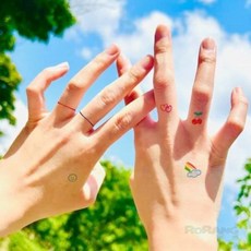 로랑마켓 타투스티커 해피스마일 스티커문신 페이크타투 붙이는타투