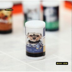 隨草憶境 真有料 迷你仿真 狗飼料 貓飼料 飼料 狗糧 貓糧 罐裝 黃金獵犬 娃娃屋 袖珍 食玩 微縮 微景觀模型, 1個, 單罐入（米白狗圖，內有料可開蓋）