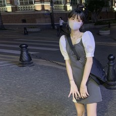 Yellwel 여름 여성용 가짜 두 벌 원피스 슬림핏 반팔 배색 디자인 DJP