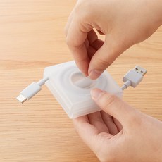 [무인양품] 폴리프로필렌 케이블 수납 케이스 스마트폰 스탠드 포함 반투명