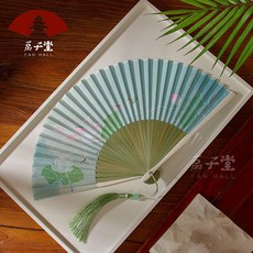 中式古風折扇 絹布漢服旗袍女扇 夏季便攜鏤空折疊扇, 1個, 粉綠荷花 21cm ,扇子+送大流蘇扇套