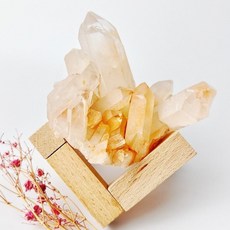 喜瑪拉雅 白水晶簇 橘紅 帶彩虹光 避邪 擋災, 1個