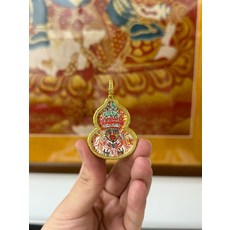 葫蘆形紮基拉姆唐卡吊墜 雙面玻璃 銅琺瑯彩鑲鑽 半手繪, 如圖所示, 1個