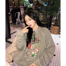 꼼파뇨 버니버니 레글런 피그먼트 맨투맨 고스트그레이