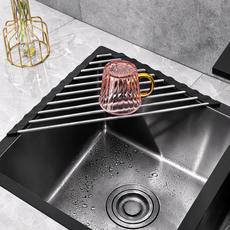 라티엘 튼튼한 스테인리스 싱크 롤매트 코너형 식기건조대, 1개, 블랙