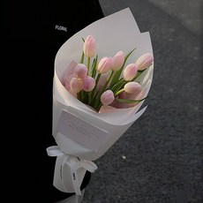 永生花小香風鬱金香玫瑰香皂花 生日送女友閨蜜高級感禮物, 1件, 白首9朵鬱金香:如圖所示