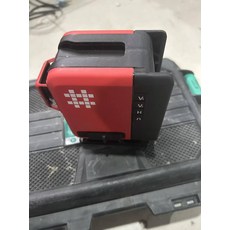 水平儀 12線 綠光 高精度 戶外 德國歐司朗 進口鐳射頭 大容量電池, 1個
