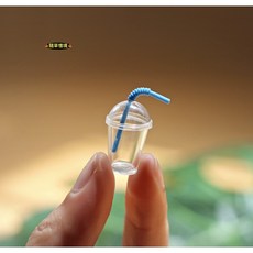 隨草憶境 迷你珍珠奶茶檸檬紅茶奶茶空杯飲料杯，多款開蓋設計，多色吸管，食玩模型微縮場景配件, 1個, 奶茶空杯+藍色吸管