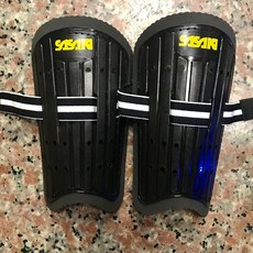 SASAKI透氣式專業護脛/足球護脛/溯溪裝備：透氣舒適，專業防護，輕巧靈活, 1個