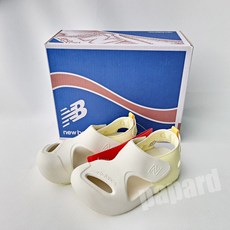 [국내매장판] 뉴발란스키즈 뮬 샌들 여름 슬리퍼_아이보리