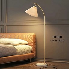 HUGO LIGHTING 簡約創意閱讀立燈, B款  桿子銅本金 燈罩上下左右可調角度,開關款 / 黃光