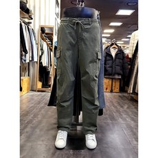 버커루 BC [25년신상] 봄 가을 핏이 예쁜 카고 와이드 팬츠 빈티지 스트릿패션 인기최고 버커루 남여공용 면스판 와이드 카고 밴딩팬츠 PT55-43