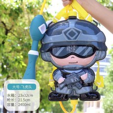 啾蒂家 卡通背包水槍 兒童戲水玩具 卡通造型水槍 露營玩水必備, 1個, 槍戰士背包水槍(容量2400ML)