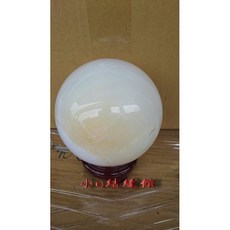 小o結緣館仿古傢俱 百年深海老硨磲球 象牙紋路特殊少見 開天眼紋路 重2.38公斤, 1個