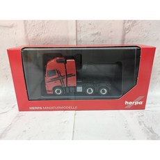 Herpa Volvo FH16 GL XL 2020 三軸重型曳引車 6x4 瑞典彩繪, 1個