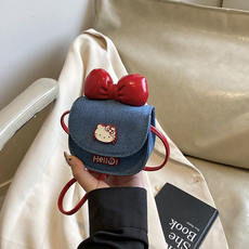 Hello Kitty 兒童斜背包