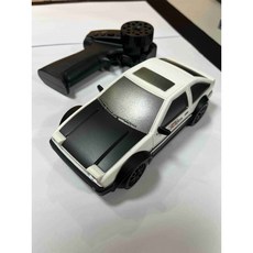 勇伯模型 1:24 漂移車, 1個, 白黑,1電