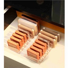 완자마켓 화장품 진열대