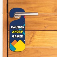 CVANU 주의 앵그리 게이머 나무 문고리 걸이 크기 24cm x 8.5cmcv11