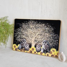 Kuching island. 招財黃金搖錢樹向日葵貓頭鷹水鑽畫框, 金色