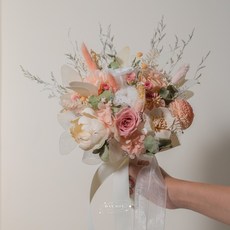 DAY OFF 永生花捧花 韓式婚禮登記拍照捧花, 潔白粉紗