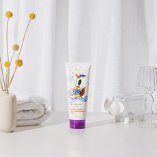 babysassi 誰是寶貝 舒敏修護潤膚乳 200ml 寶寶保濕舒緩乳液, 1個
