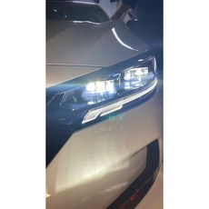 Nissan Sentra B18適用 2023東風日產原廠頭燈 B18頭燈總成, 1個, 盒裝包含轉接線