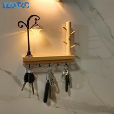 MANZO 木質鑰匙掛架，附裝飾檯燈與人物擺件，附掛勾，牆壁收納裝飾, A09, 1個
