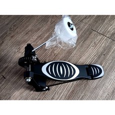 雅典樂器世界 爵士鼓大鼓踏板 經濟型單踏 穩定耐用 靈敏反應 初學者適用, 1個