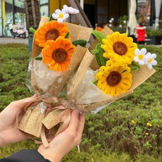 嘉義出貨 畢業禮物 扭扭棒花束成品鬱金香雛菊嚮日葵送女友母親節520創意仿真手工花娃娃女生禮物男生口袋花束永生, 扭扭花A2兩款隨機, 1個