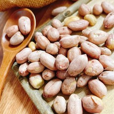 【剝殼五香花生】300g特選飽滿大顆花生，古早味五香，酥脆涮嘴年節必備, 1個