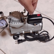 專業版台灣110V專業拔罐機，現貨速發，操作簡單，促進血液循環，舒緩肌肉疲勞，提升睡眠品質, 1個, 銀色,二聯式發票