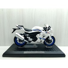 宅米吉 全新盒裝現貨 1:12 鈴木 SUZUKI GSX R1000 白色 模型車 玩具 收藏 重機 禮物 擺飾, 1個