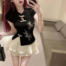 자수 빈티지 아트 반팔 티셔츠 + 플리츠 스커트 세트