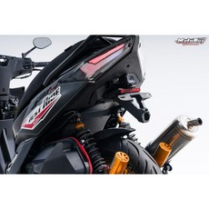 KOSO 短版後牌架組 ( 含牌照燈 ) 壓花卡夢造型 JETSL 125 158 安裝簡便輕鬆改裝, 1個